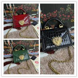 Picture of Dolce Gabbana Handbags _SKUfw130296899fw